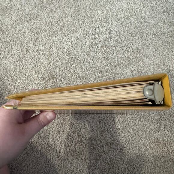 Vintage 1977 Montgomery Ward Adventures in Microwave Cooking Recipe Book Binder - Picture 6 of 16